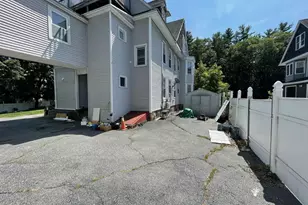 328 Highland St, Worcester, MA 01608 - Photo 21
