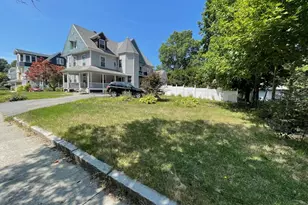 328 Highland St, Worcester, MA 01608 - Photo 1