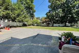 328 Highland St, Worcester, MA 01608 - Photo 3