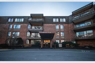 1002 Paradise Rd #1C, Swampscott, MA 01907 - Photo 23
