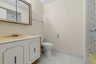 1002 Paradise Rd #1C, Swampscott, MA 01907 - Photo 19