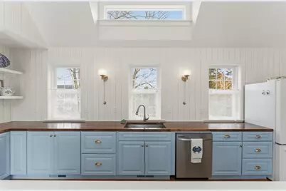 29 Field St, Marshfield, MA 02050 - Photo 3