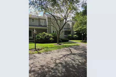 28 Pemberton St #B, Walpole, MA 02081 - Photo 5