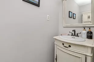 28 Pemberton St, Walpole, MA 02081 - Photo 15