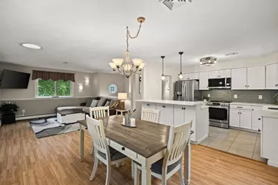 121 Dean St, Seekonk, MA 02771 - Photo 9
