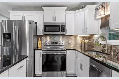 127 Payson St, Fitchburg, MA 01420 - Photo 7