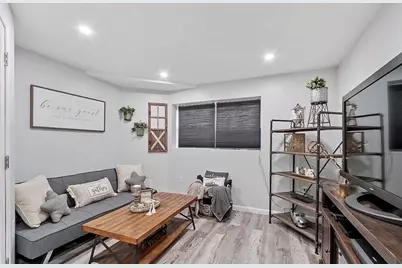 127 Payson St, Fitchburg, MA 01420 - Photo 13