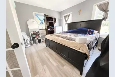 212 Vernon St, Worcester, MA 01607 - Photo 17