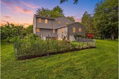 160 East St, South Hadley, MA 01075 - Photo 5