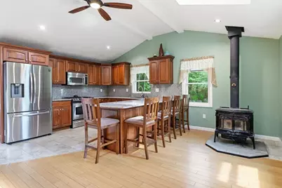 160 East St, South Hadley, MA 01075 - Photo 7