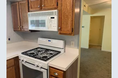 906 Edgebrook Drive #906, Boylston, MA 01505 - Photo 5