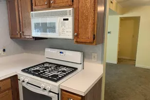 906 Edgebrook Dr, Boylston, MA 01505 - Photo 5