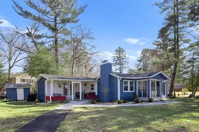 101 Annawon Dr, Halifax, MA 02338 - Photo 5