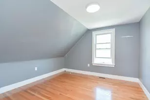 27 Houghton St, Boston, MA 02122 - Photo 23