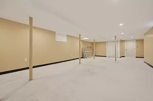 27 Houghton St, Boston, MA 02122 - Photo 41