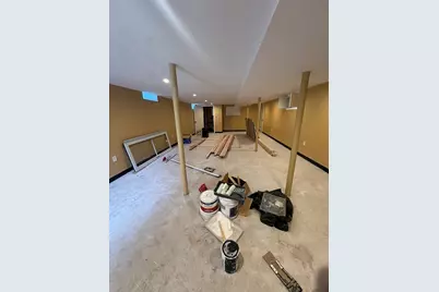 27 Houghton St, Boston, MA 02122 - Photo 27