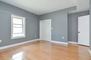 27 Houghton St, Boston, MA 02122 - Photo 19
