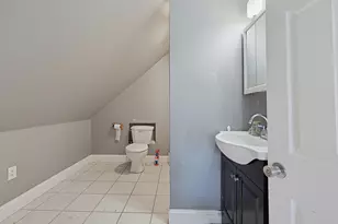 27 Houghton St, Boston, MA 02122 - Photo 33