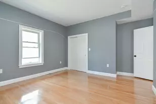 27 Houghton St, Boston, MA 02122 - Photo 19