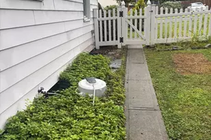 137 Appleton St, Springfield, MA 01108 - Photo 7