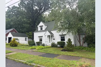 137 Appleton St, Springfield, MA 01108 - Photo 3