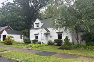 137 Appleton St, Springfield, MA 01108 - Photo 3