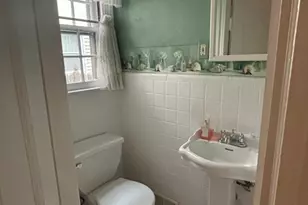 137 Appleton St, Springfield, MA 01108 - Photo 15