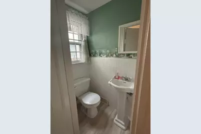 137 Appleton St, Springfield, MA 01108 - Photo 15