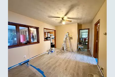 398 Main St, Springfield, MA 01151 - Photo 11
