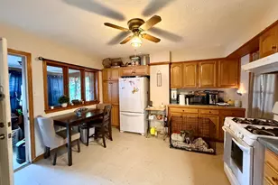398 Main St, Springfield, MA 01151 - Photo 7