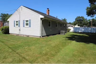25 Peer St., Springfield, MA 01109 - Photo 5