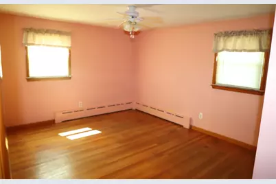 25 Peer St., Springfield, MA 01109 - Photo 13
