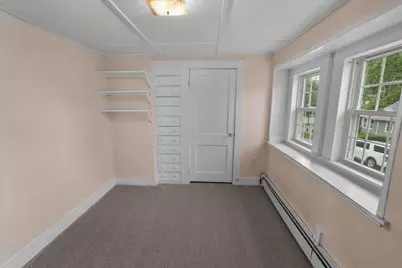 6 Edmond St, Haverhill, MA 01835 - Photo 11