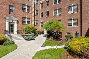 1490 Beacon St, Brookline, MA 02446 - Photo 27