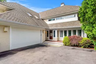 204 Country Club Way, Ipswich, MA 01938 - Photo 1