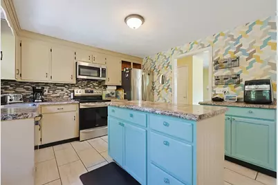 116 Bayberry Rd, North Attleboro, MA 02760 - Photo 3