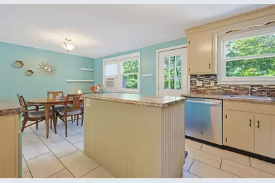 116 Bayberry Rd, North Attleboro, MA 02760 - Photo 5