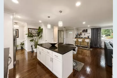 411 Pleasant St, Framingham, MA 01701 - Photo 11