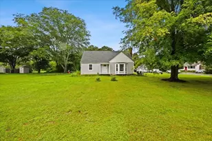 35 Anawan St, Rehoboth, MA 02769 - Photo 5