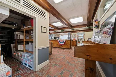 10 W Main St, Merrimac, MA 01860 - Photo 25