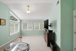 23 Governors Way, Milford, MA 01757 - Photo 19