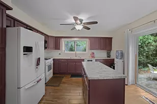 5 Highness Dr, Uxbridge, MA 01569 - Photo 5