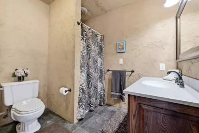 317 Linden St, Boylston, MA 01505 - Photo 37
