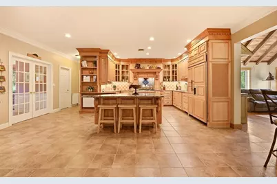 317 Linden St, Boylston, MA 01505 - Photo 11