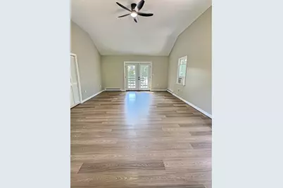 14 Milford St, Plymouth, MA 02360 - Photo 11