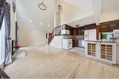 7 Sherborne Cir, Ashland, MA 01721 - Photo 5