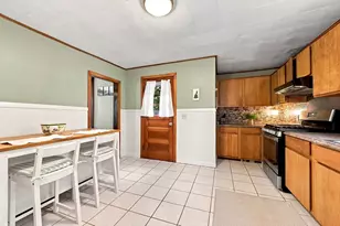 64 Clark St, Lynn, MA 01902 - Photo 7