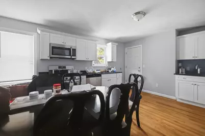 20 Riverside Sq, Boston, MA 02136 - Photo 13
