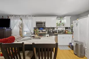 20 Riverside Square, Boston, MA 02136 - Photo 5