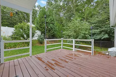 29 Brookside Avenue, Webster, MA 01570 - Photo 31